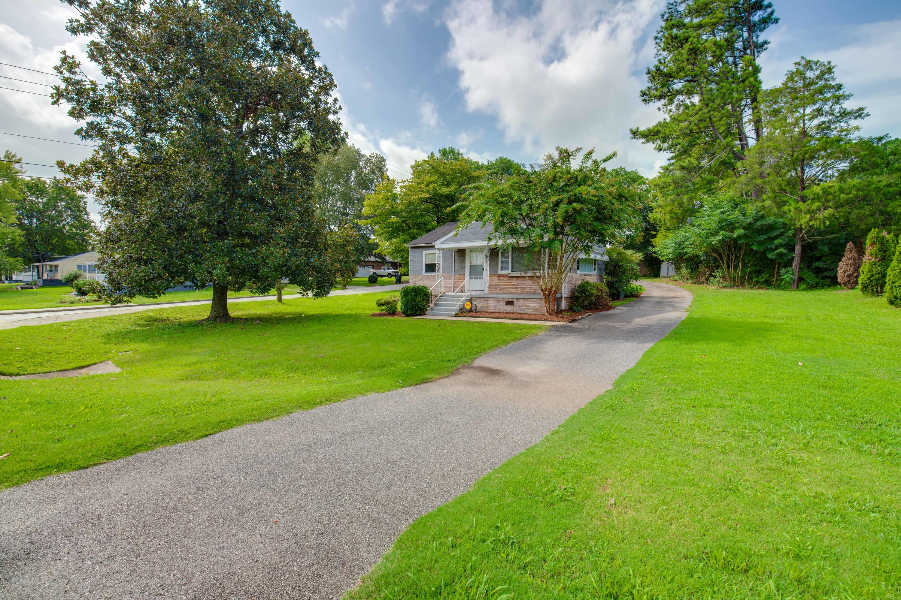 6522 Shallowford Road Chattanooga, TN 37421 - Photo 2 of 21 D85_2089