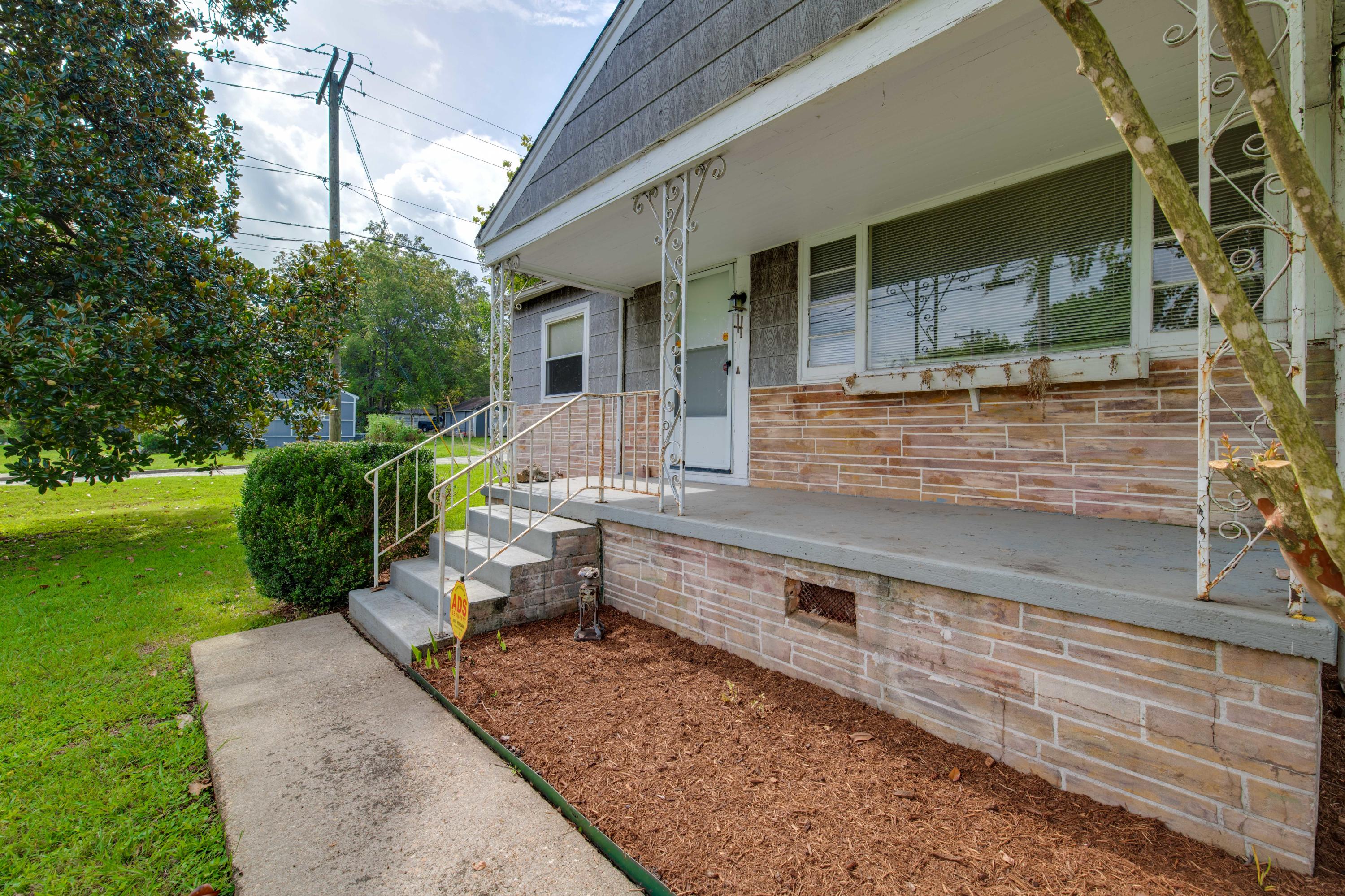 6522 Shallowford Road Chattanooga, TN 37421 - Photo 3 of 21 D85_2082