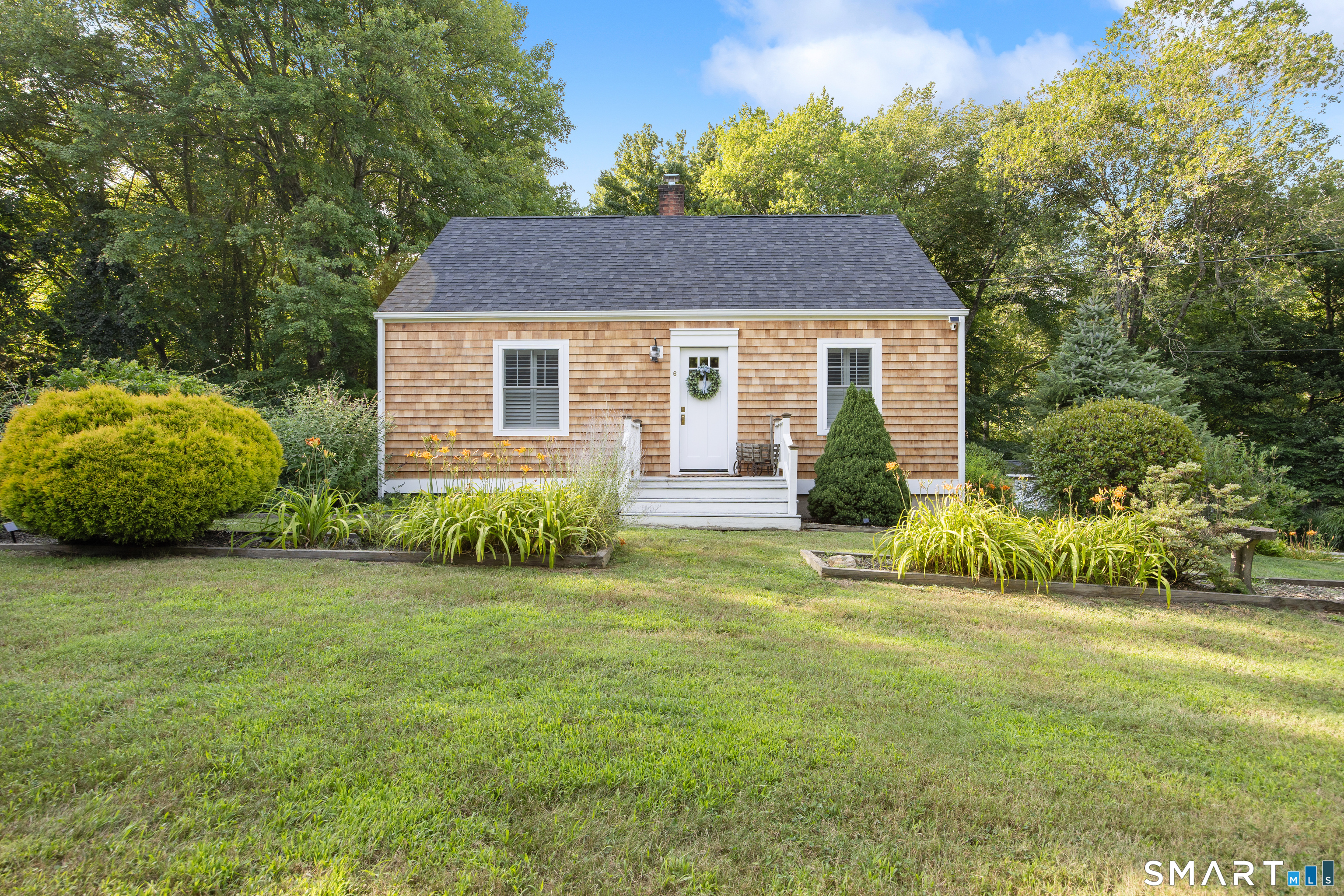 6 Bower Road Madison, CT 06443 - Photo 1 of 28 Gallery Image 1