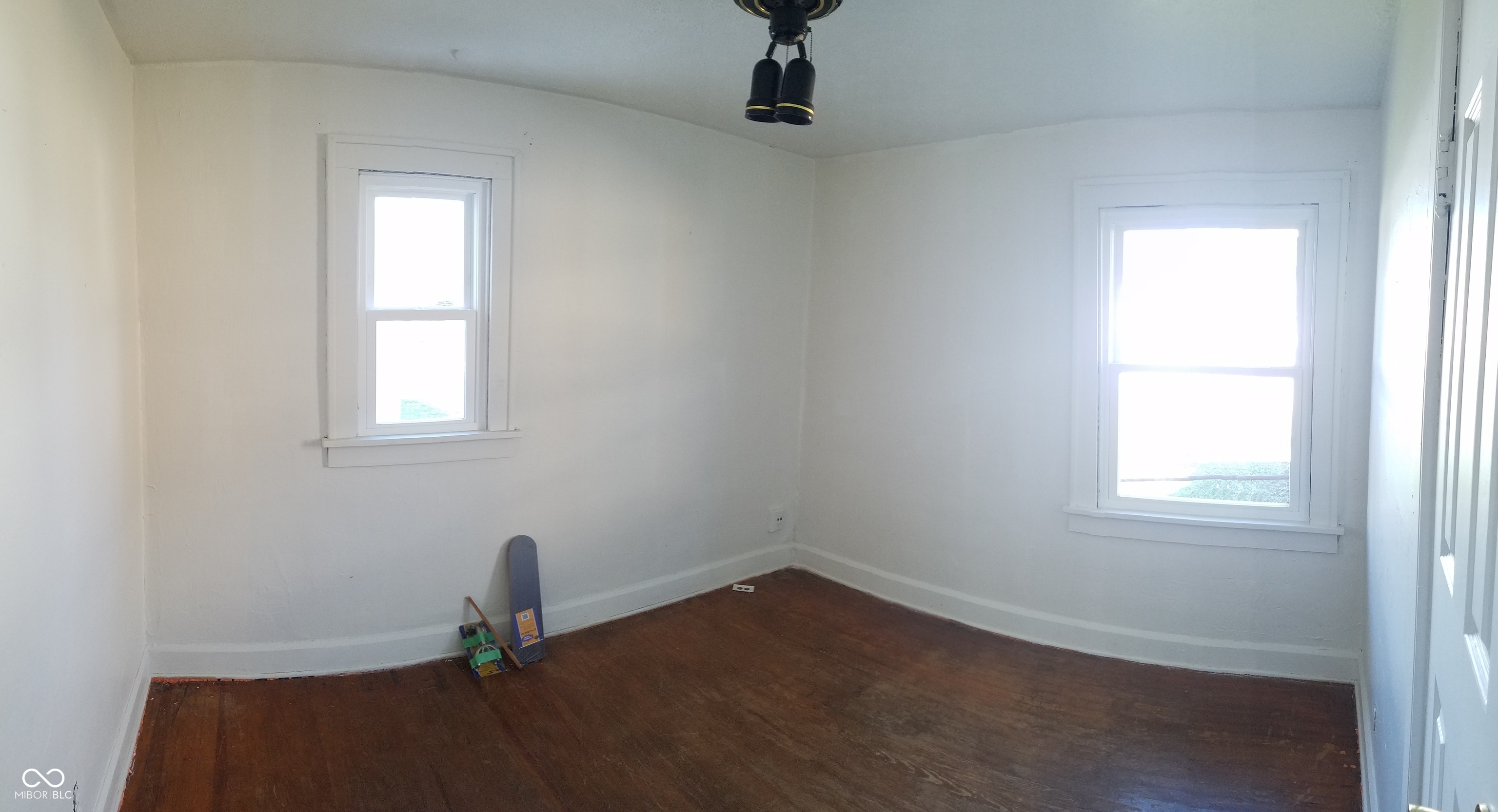 210 North Routiers Avenue Indianapolis, IN 46219 - Photo 12 of 20