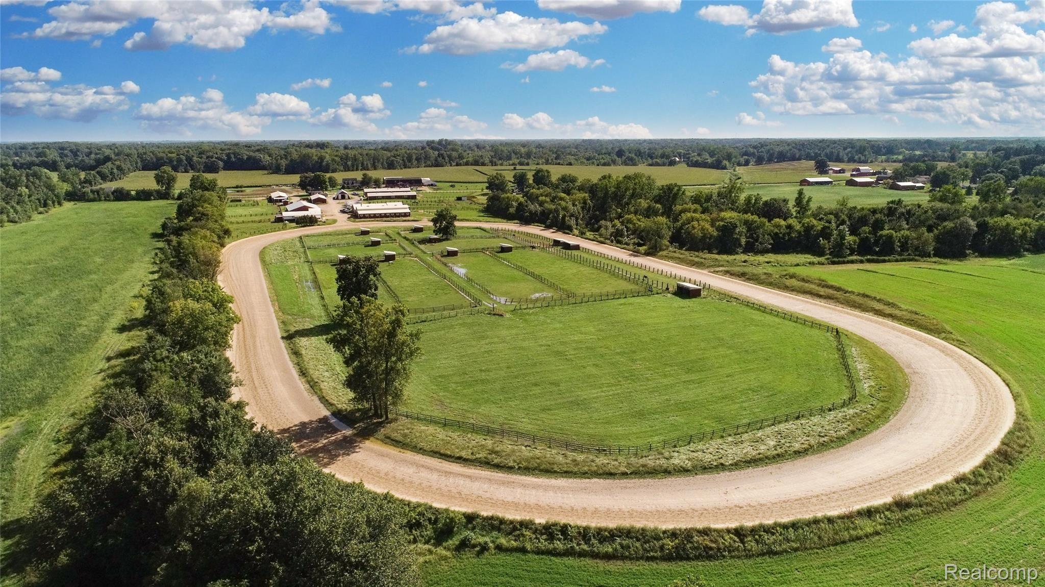 9451 East Prior Road Durand, MI 48429 - Photo 71 of 82 East_Prior_101.jpg