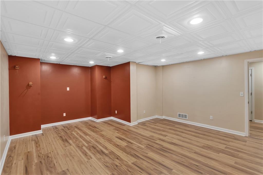 116 James Drive Beaver, PA 15009 - Photo 38 of 44 a view of empty room