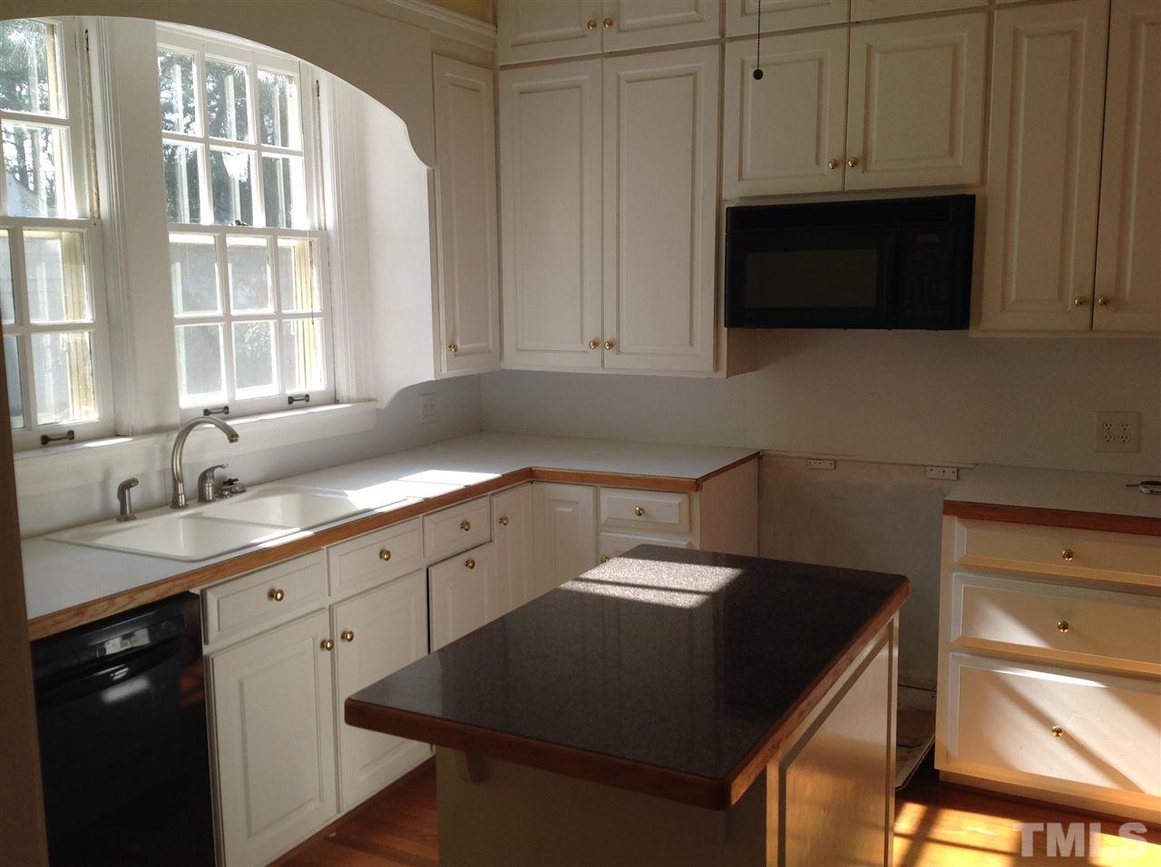612 Falls Road Rocky Mount, NC 27804 - Photo 8 of 24 Gallery Image 8