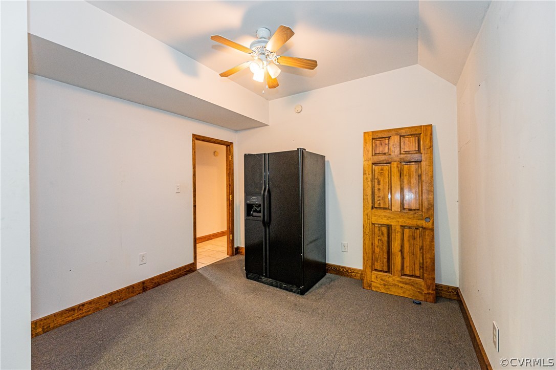 4612 Tatum Road Disputanta, VA 23842 - Photo 35 of 50 an empty room with closet and a ceiling fan