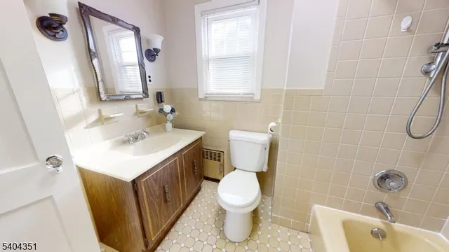 $459,900 | 526 Spruce Street, Roselle Park, NJ 07204