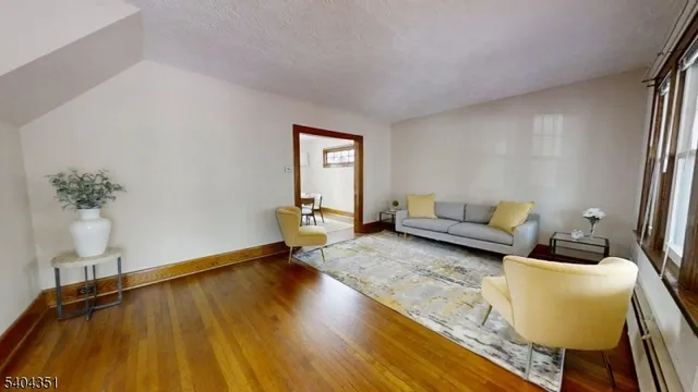 $459,900 | 526 Spruce Street, Roselle Park, NJ 07204