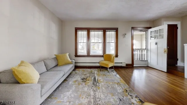 $459,900 | 526 Spruce Street, Roselle Park, NJ 07204