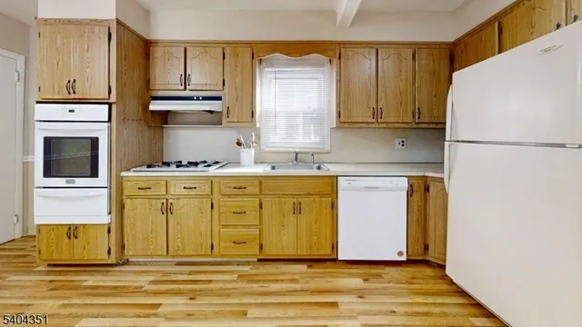 $459,900 | 526 Spruce Street, Roselle Park, NJ 07204