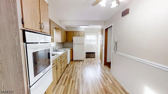 $459,900 | 526 Spruce Street, Roselle Park, NJ 07204