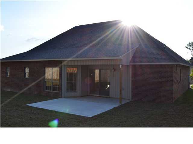 4584 Hermosa Road Crestview, FL 32539 - Photo 3 of 12 a black and white photo of a house