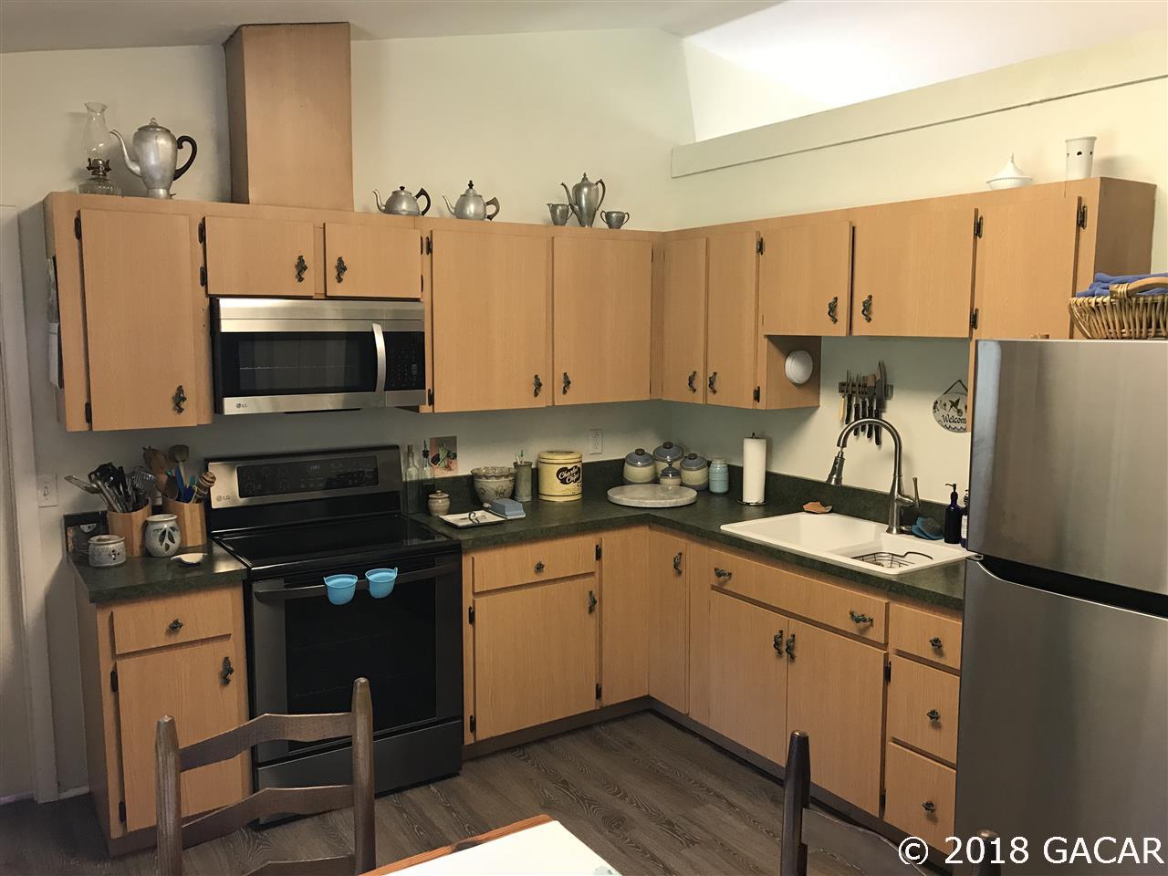 14902 Southwest Archer Road Archer, FL 32618 - Photo 13 of 29 Gallery Image 13