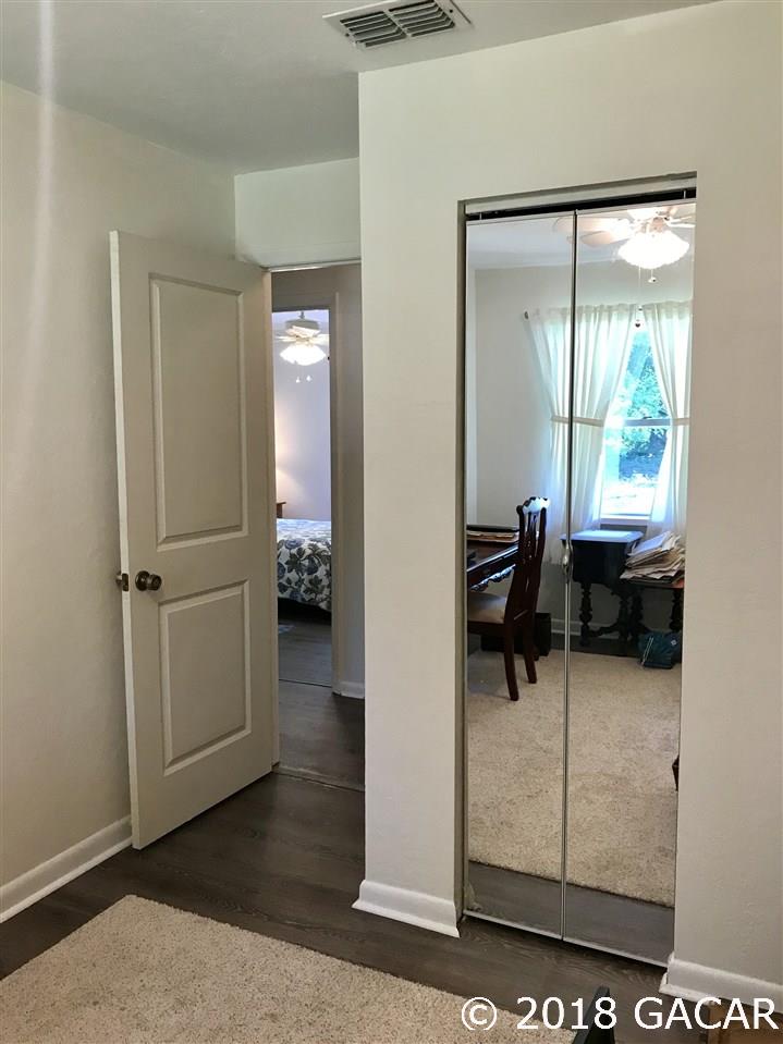 14902 Southwest Archer Road Archer, FL 32618 - Photo 10 of 29 Gallery Image 10