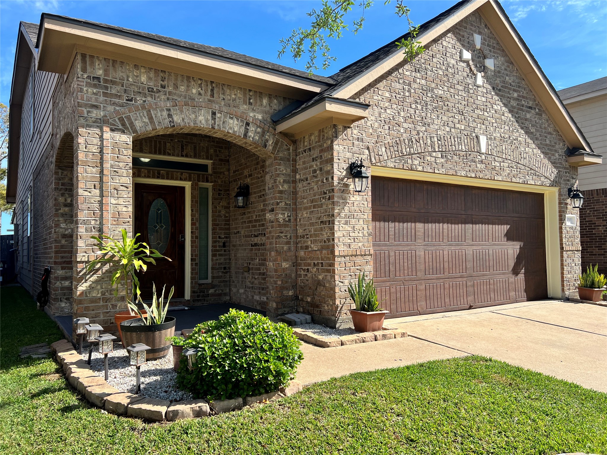 9111 Fuqua Ridge Lane Houston, TX 77075 - Photo 1 of 19