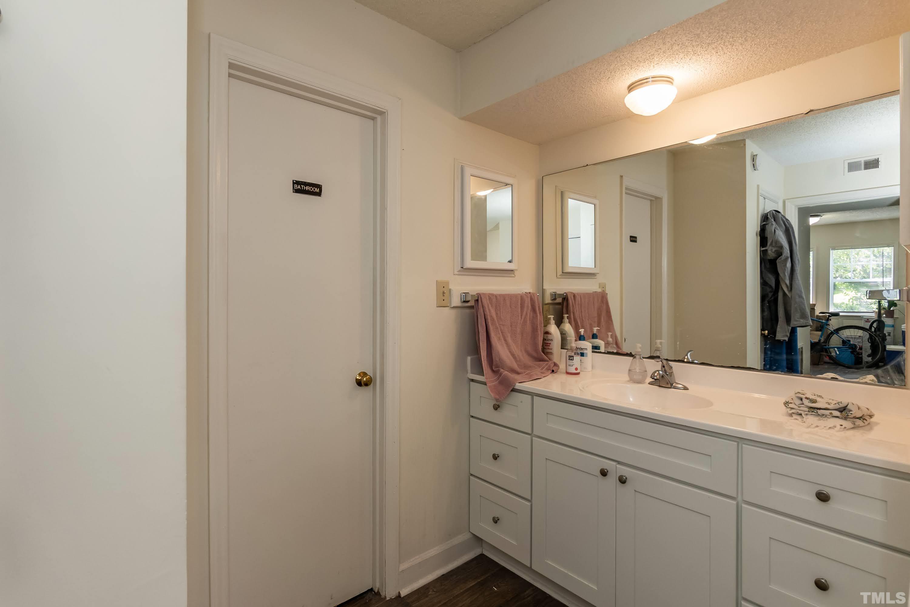 2504 Avent Ferry Road, Unit 103 Raleigh, NC 27606 - Photo 12 of 32 Gallery Image 12