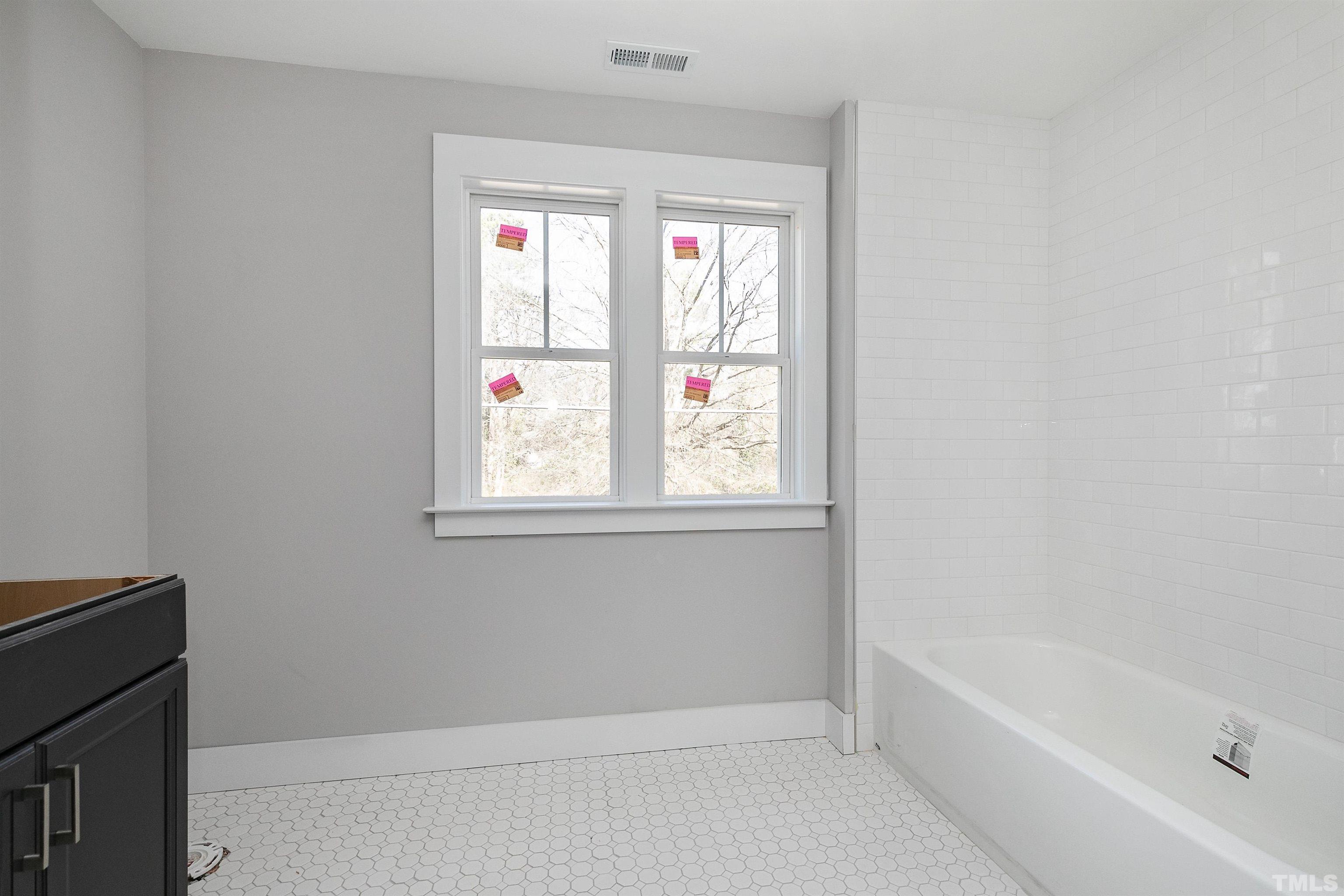 213 Parkland Road Raleigh, NC 27603 - Photo 12 of 27 Gallery Image 12
