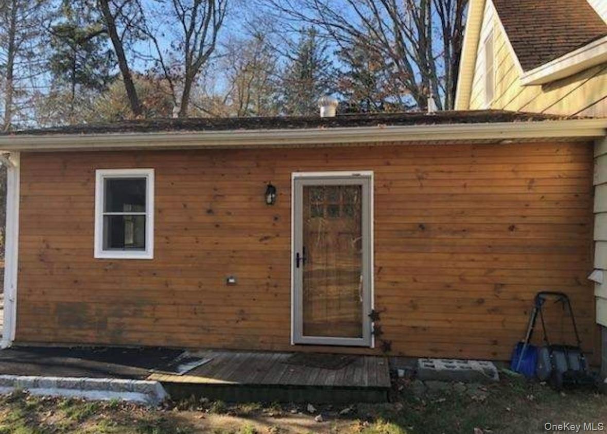 71 Crescent Street Yaphank, NY 11980 - Photo 17 of 22 a view of house