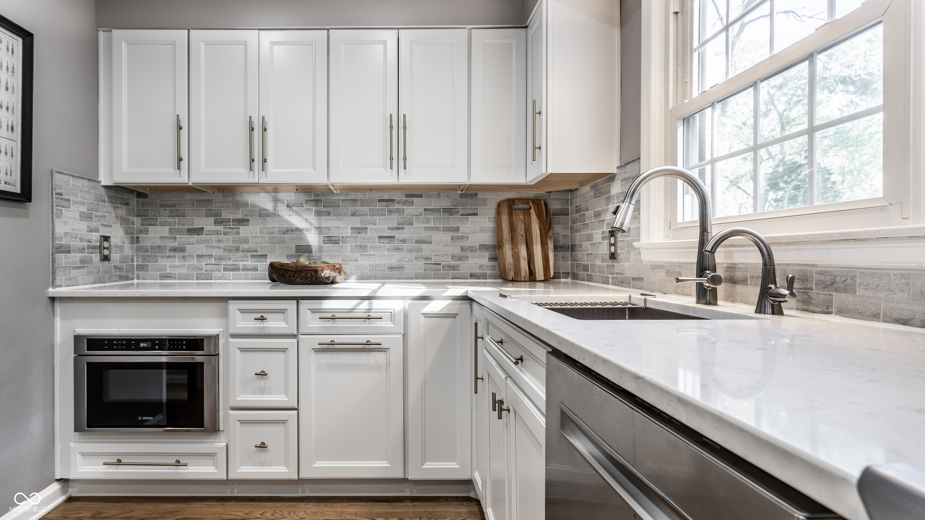 8855 Spring Mill Road Indianapolis, IN 46260 - Photo 11 of 41 Gallery Image 11