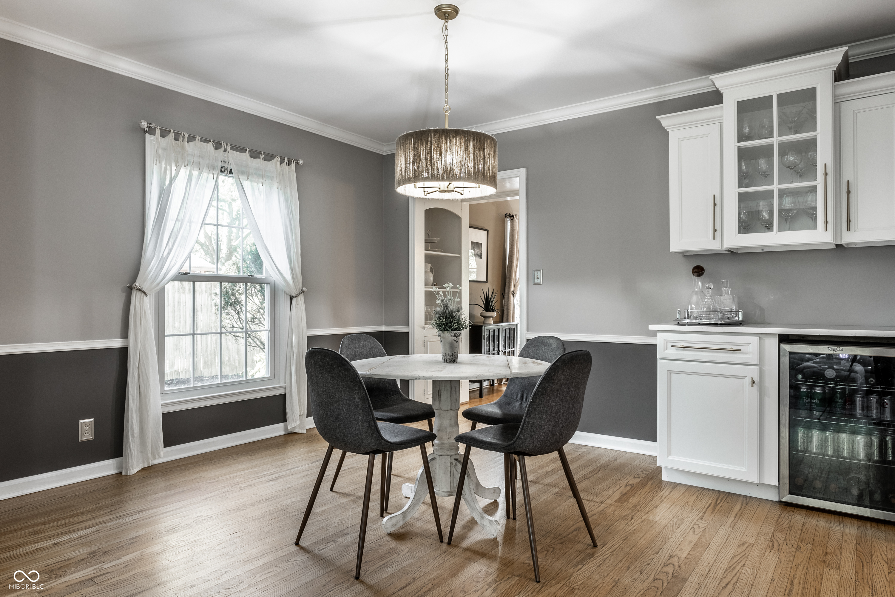 8855 Spring Mill Road Indianapolis, IN 46260 - Photo 8 of 41 Gallery Image 8