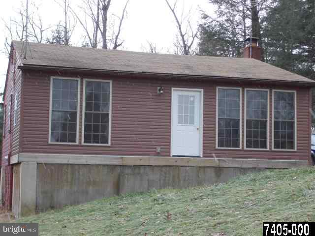 11 Dale Road Biglerville, PA 17307 - Photo 3 of 13 Gallery Image 3