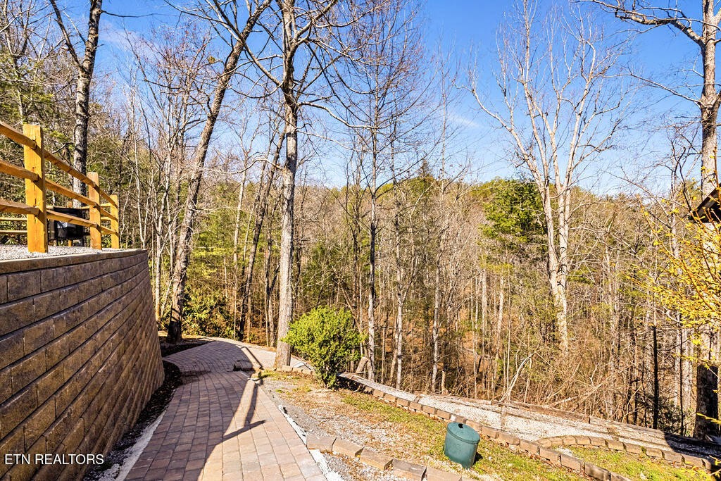 206 Cobblestone Way Townsend, TN 37882 - Photo 45 of 50 a view of a pathway with a yard