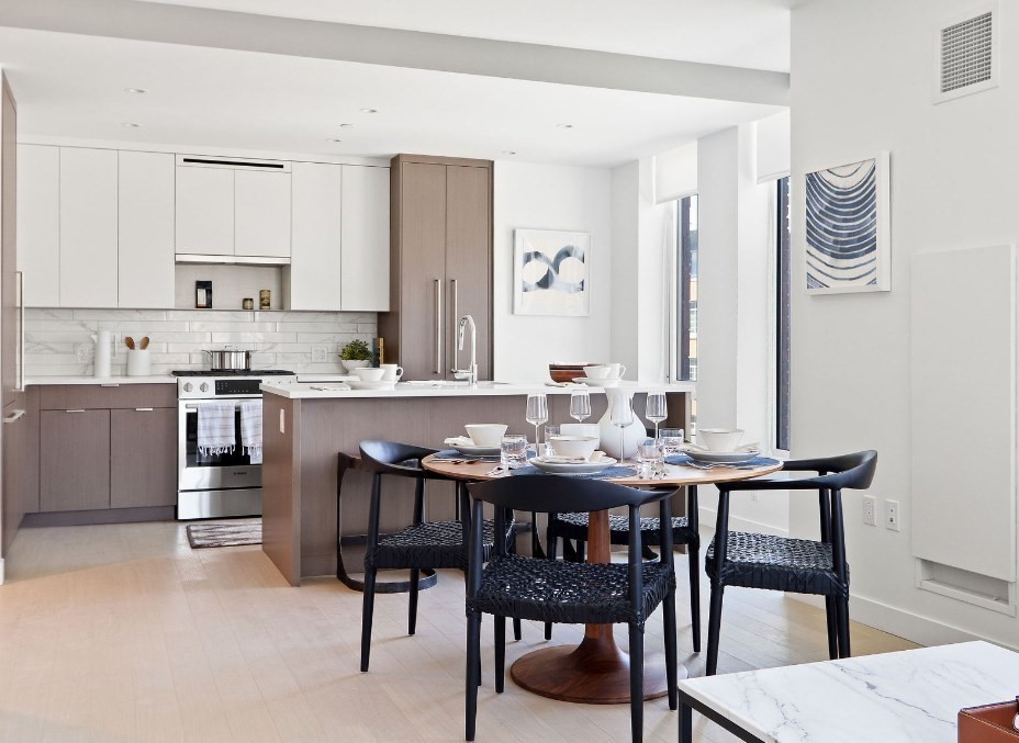 390 Harrison Avenue, Unit 814 Boston, MA 02118 - Photo 2 of 14 a view of a dining room with furniture