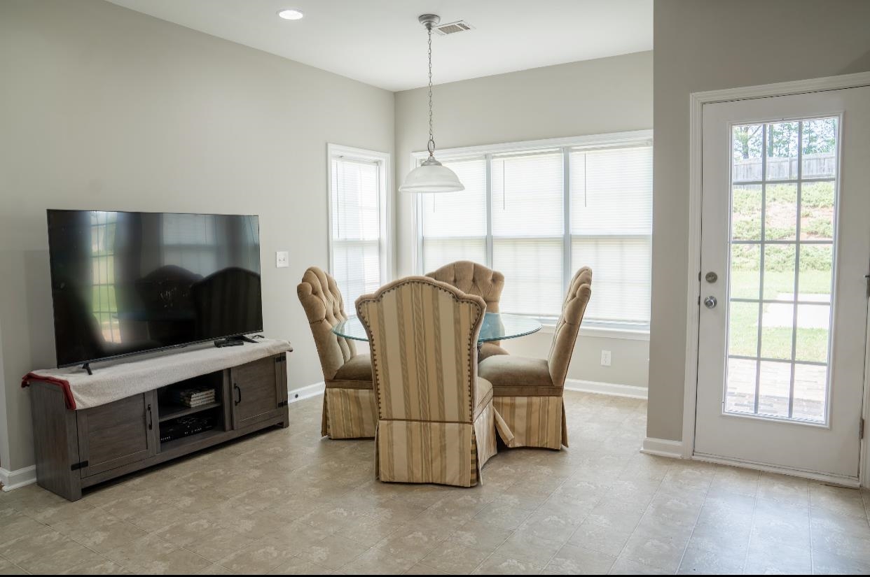 211 Bridgeport Road Boiling Springs, SC 29316 - Photo 7 of 22 Gallery Image 7