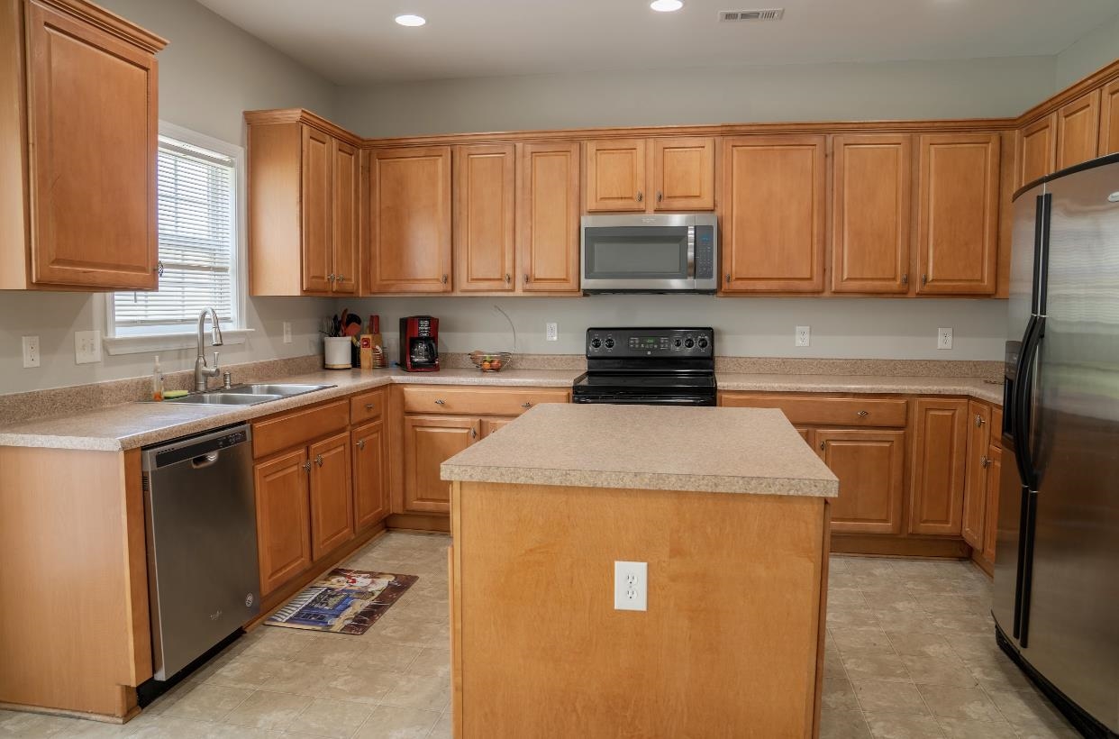 211 Bridgeport Road Boiling Springs, SC 29316 - Photo 8 of 22 Gallery Image 8