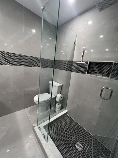 7542 Courtyard Run East Boca Raton, FL 33433 - Photo 18 of 25 Master Bathroom Courtyard