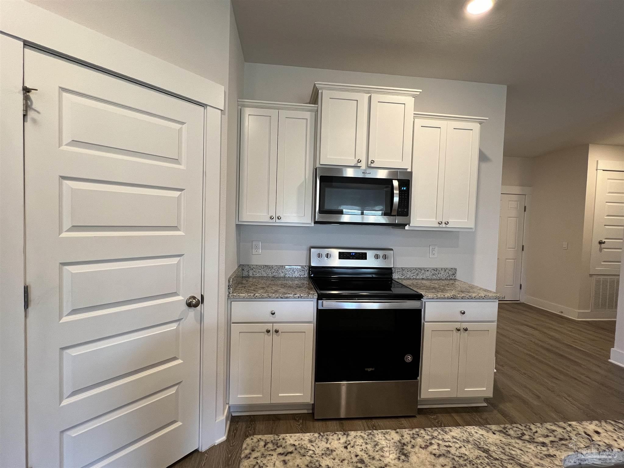 4098 Blaney Lane Pace, FL 32571 - Photo 16 of 44