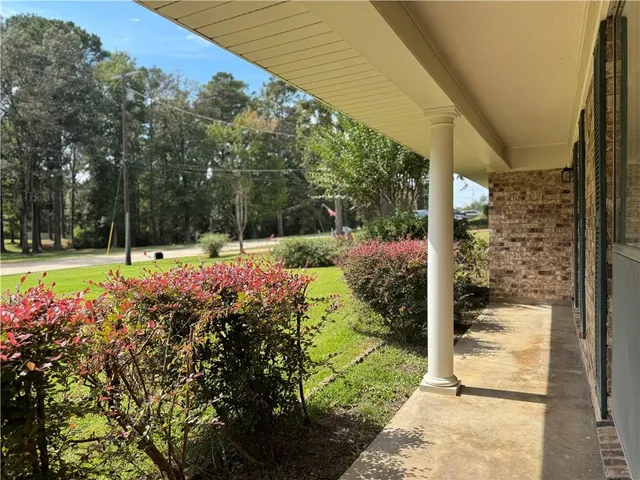 $225,000 | 1497 Susek Drive, Pineville, LA 71360