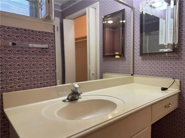 $225,000 | 1497 Susek Drive, Pineville, LA 71360