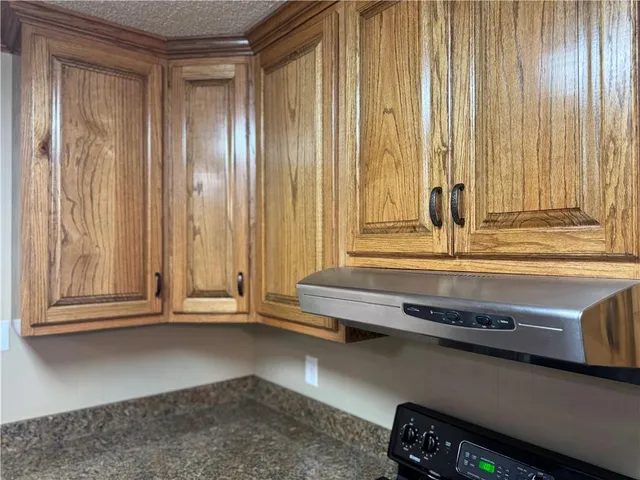 $225,000 | 1497 Susek Drive, Pineville, LA 71360