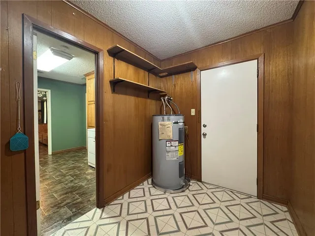 $225,000 | 1497 Susek Drive, Pineville, LA 71360