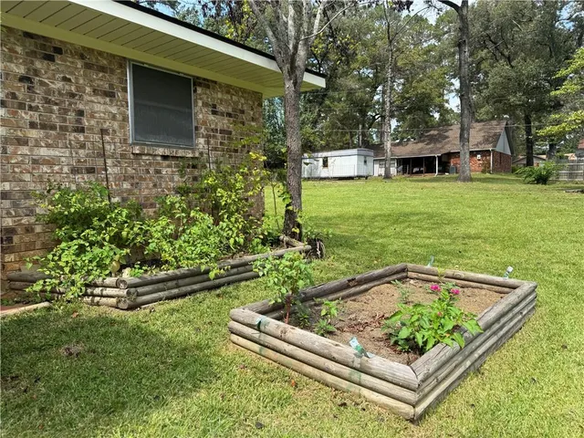 $225,000 | 1497 Susek Drive, Pineville, LA 71360