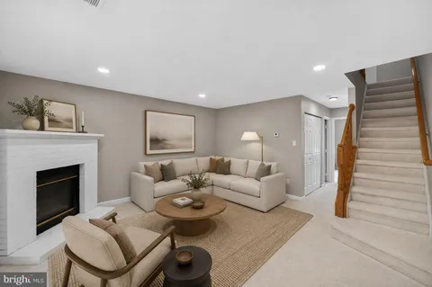 $499,000 | 13453 Colesmire Gate Way, Bristow, VA 20136