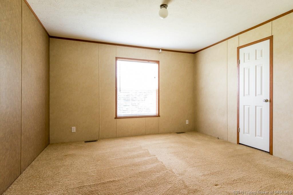6900 Dixie Road Southwest Central, IN 47110 - Photo 15 of 32 Gallery Image 15