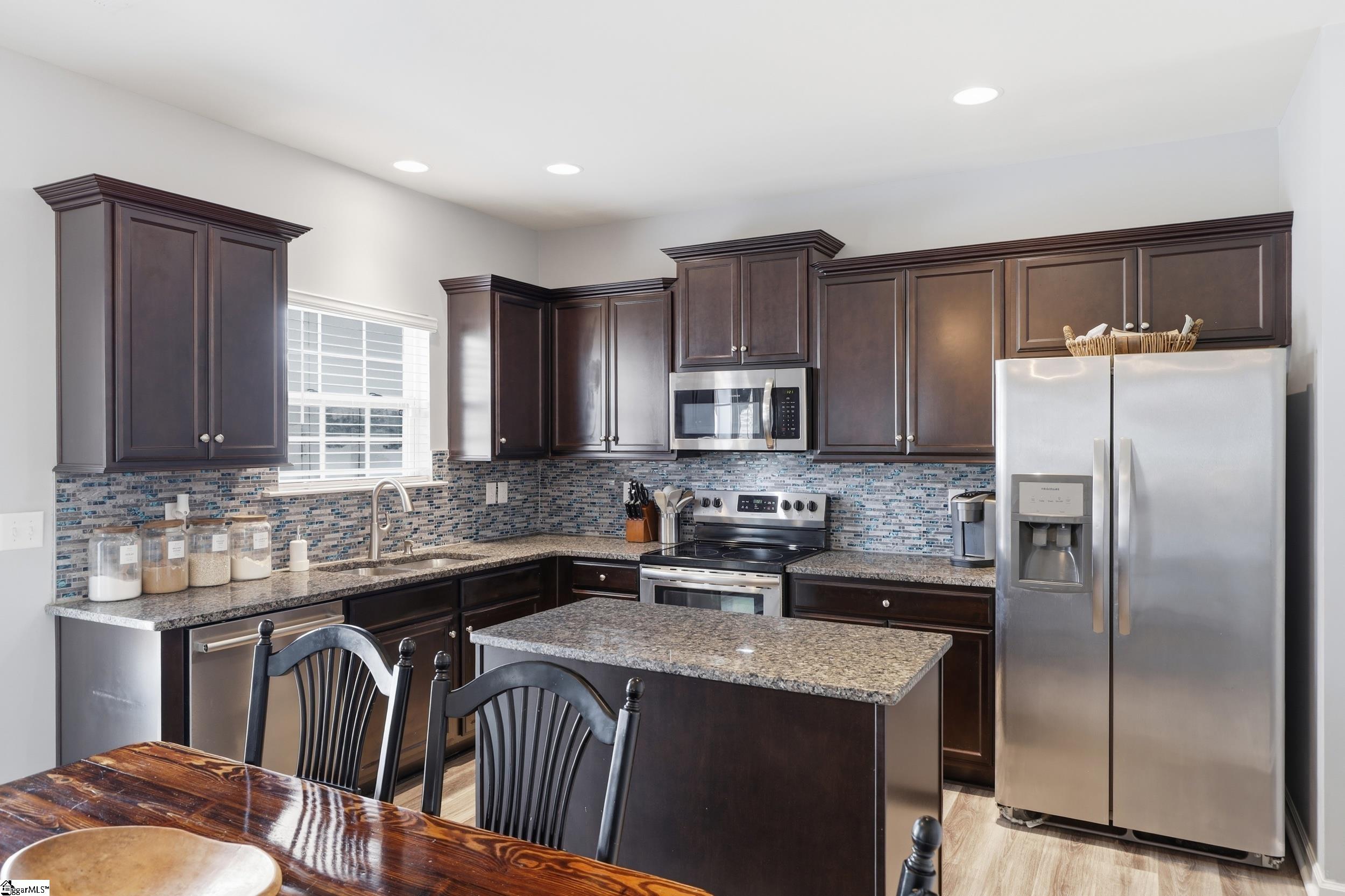 201 Addlestone Circle Fountain Inn, SC 29644 - Photo 11 of 36 Gallery Image 11