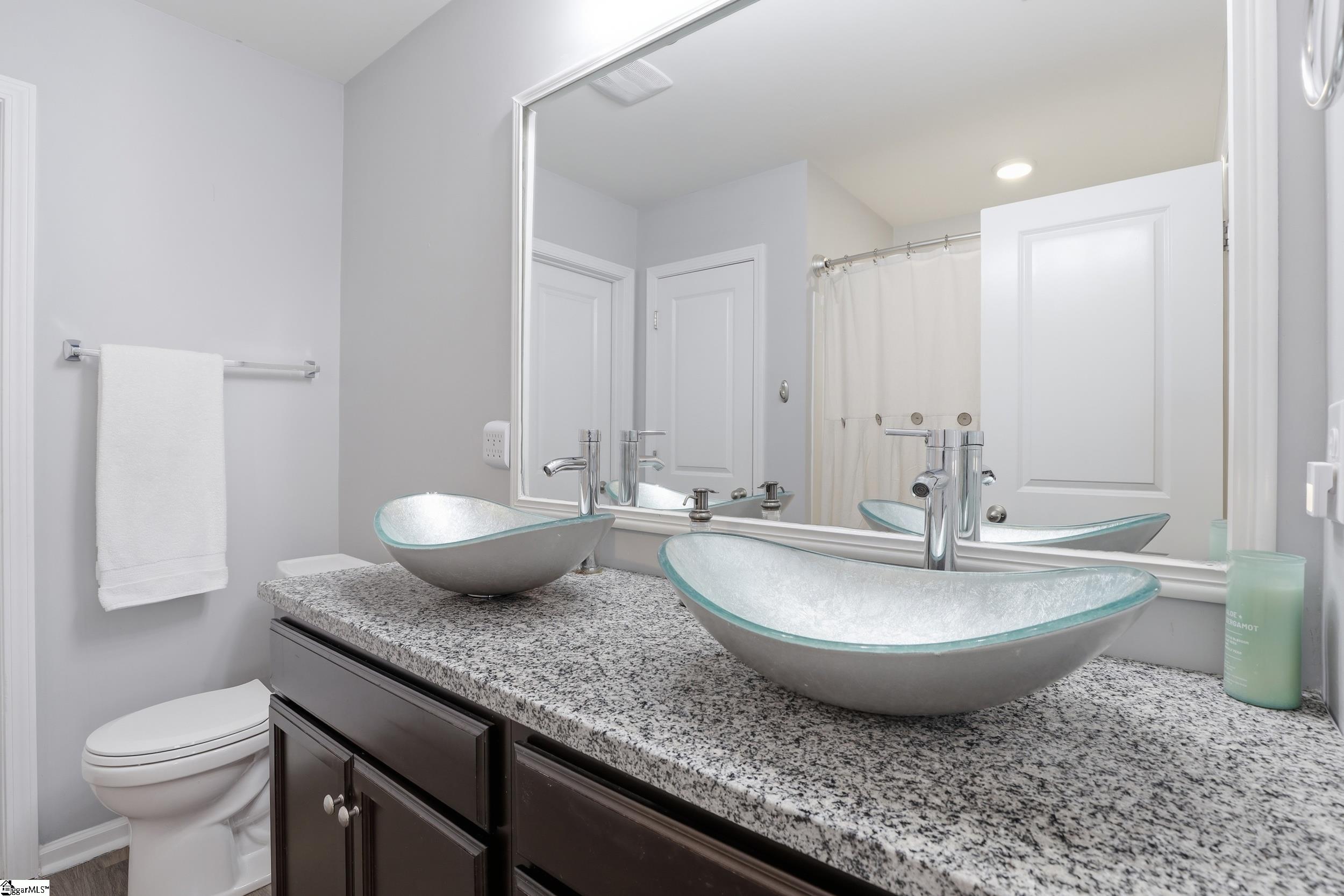 201 Addlestone Circle Fountain Inn, SC 29644 - Photo 18 of 36 Gallery Image 18