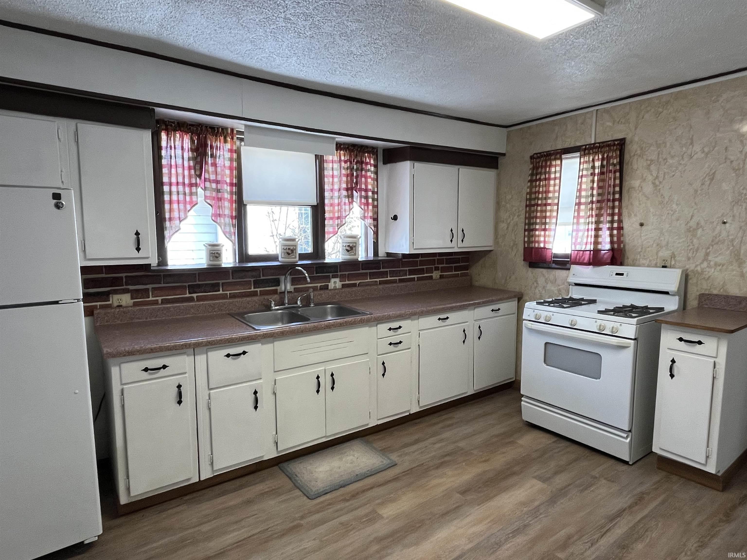 360 West 6th Street Peru, IN 46970 - Photo 4 of 32