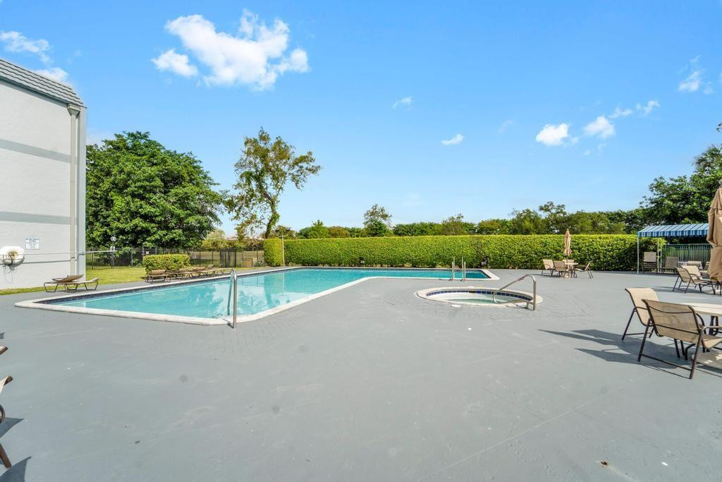 8321 Sands Point Boulevard, Unit 101D Tamarac, FL 33321 - Photo 17 of 18 Photo 17