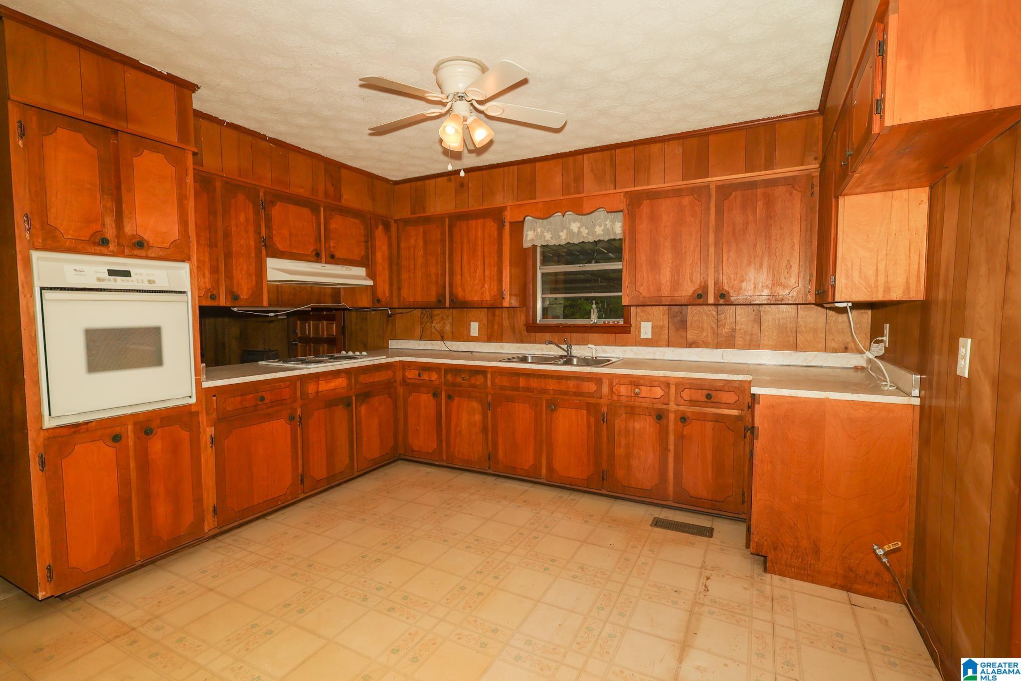 1160 Rochester Road Southeast Jacksonville, AL 36265 - Photo 10 of 36