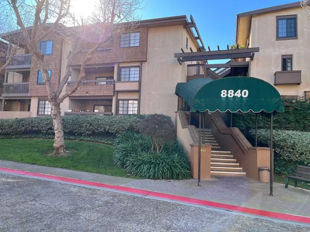 $4,500 | 8840 Villa La Jolla Drive, Unit 301, La Jolla, CA 92037