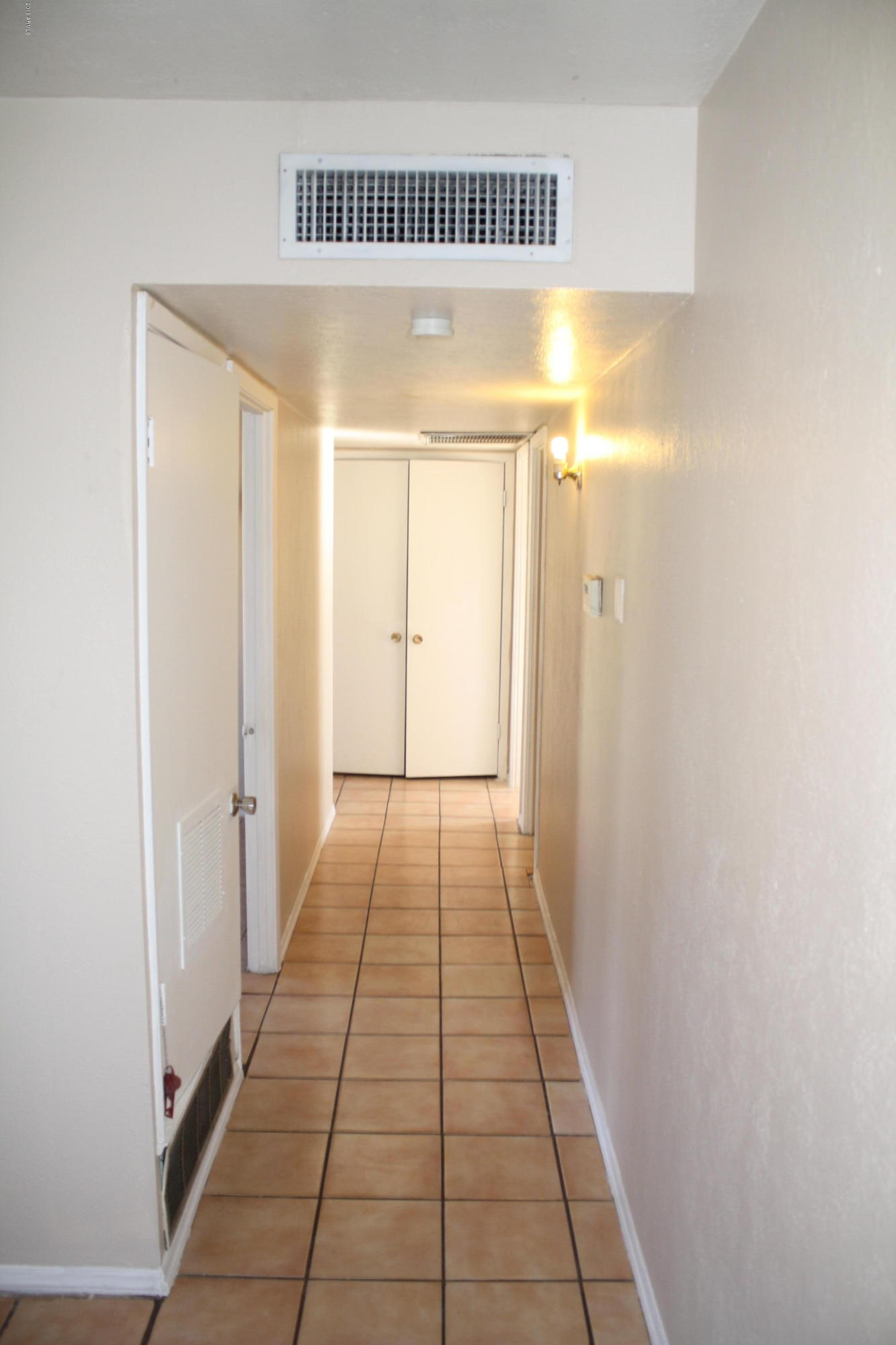 4201 West Osborn Road Phoenix, AZ 85019 - Photo 8 of 22 IMG_0803