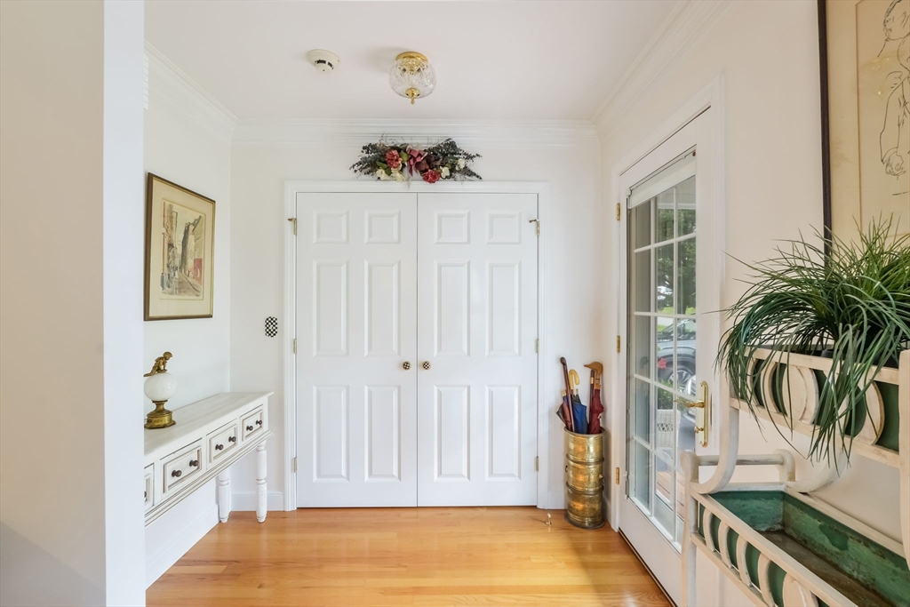 195 Cotuit Road, Unit D8 Barnstable, MA 02648 - Photo 6 of 42