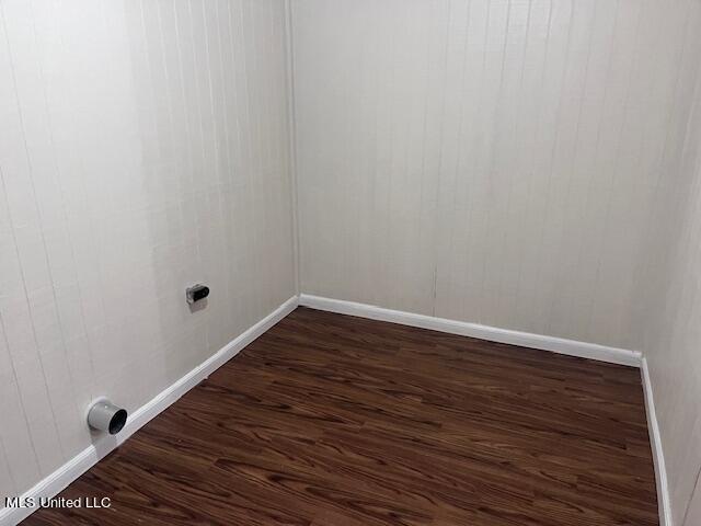 12271 Dedeaux Road Gulfport, MS 39503 - Photo 11 of 29 Laundry Room