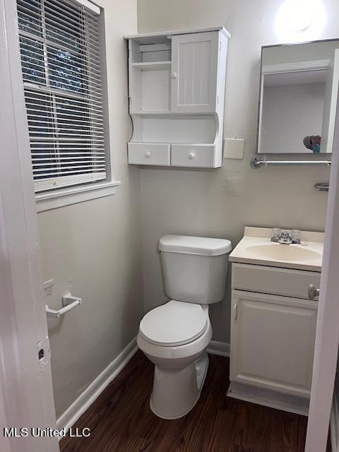 12271 Dedeaux Road Gulfport, MS 39503 - Photo 14 of 29 Master Bath