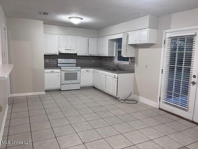 12271 Dedeaux Road Gulfport, MS 39503 - Photo 4 of 29 Kitchen