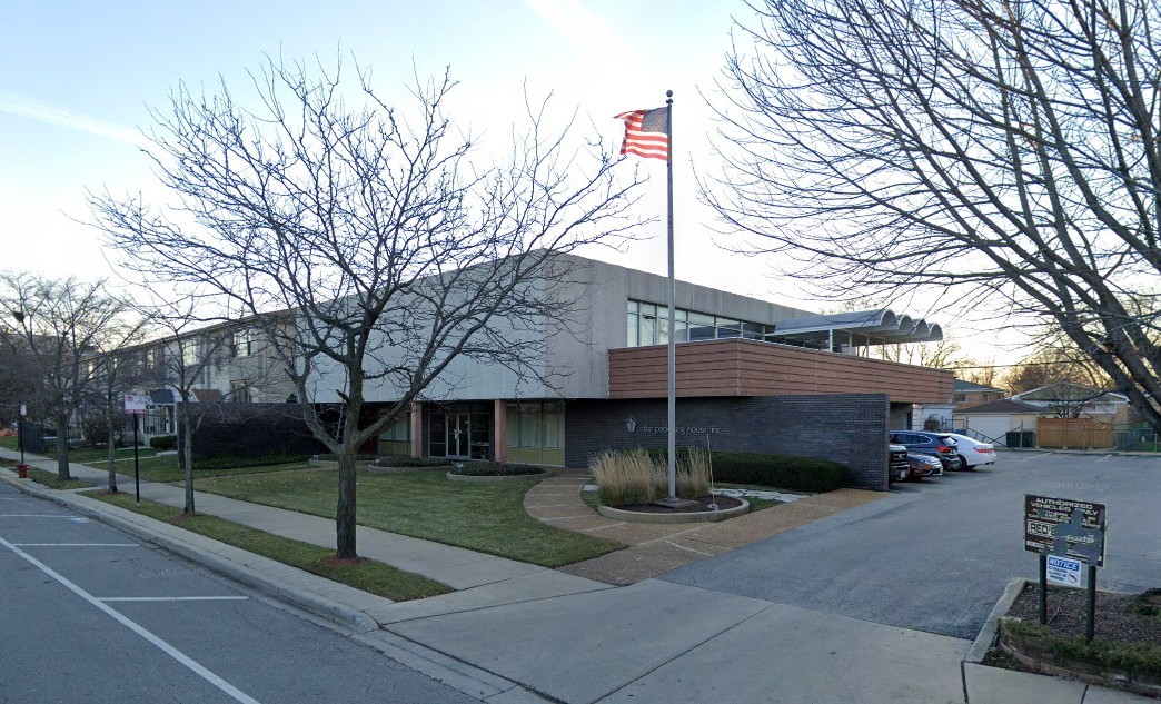 6330 North Pulaski Road Chicago, IL 60646 - Photo 3 of 3 a view of a house with a street