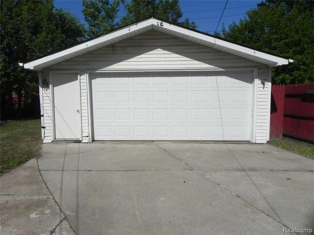 410 Longfellow Inkster, MI 48141 - Photo 21 of 23 DSCN8260.JPG