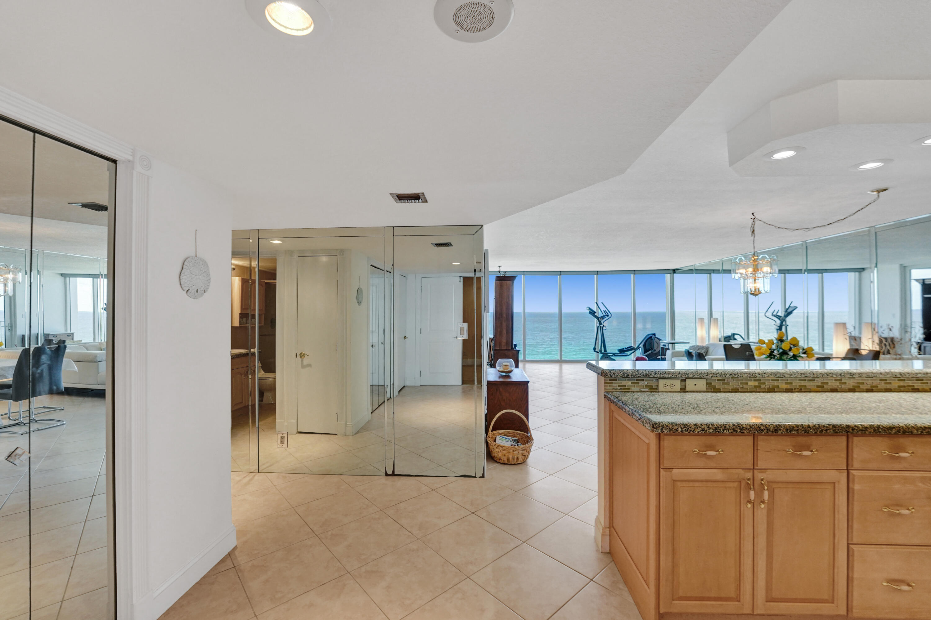 3000 South Ocean Boulevard, Unit 1202 Boca Raton, FL 33432 - Photo 14 of 35 DSC03527